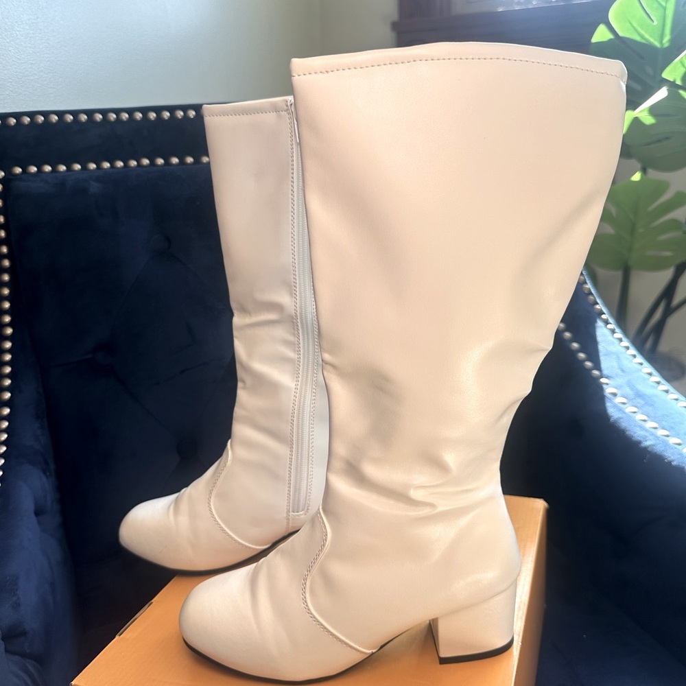 Nancy uniform heeled boots. Child size 3. New in Box. Majorette. Baton. Go-go.